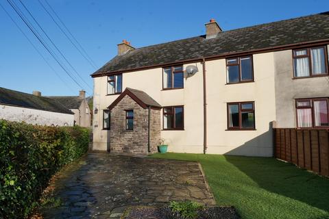3 bedroom end of terrace house to rent, Llechfaen, Brecon, Powys.