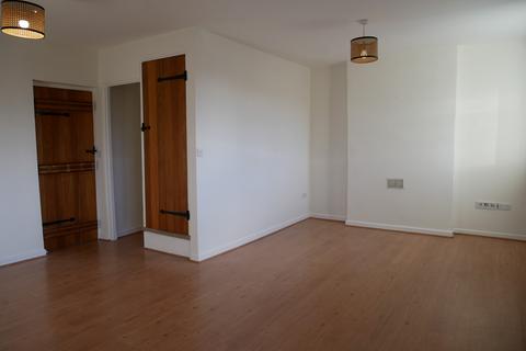 3 bedroom end of terrace house to rent, Llechfaen, Brecon, Powys.