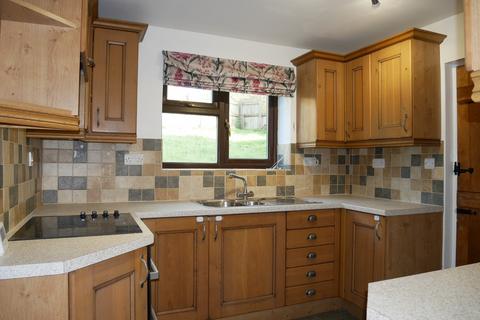 3 bedroom end of terrace house to rent, Llechfaen, Brecon, Powys.