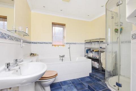 4 bedroom detached house to rent, Radley,  Oxfordshire,  OX14