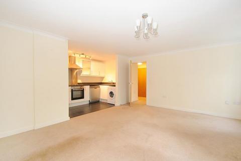 2 bedroom flat to rent, Viridian Square,  Aylesbury,  HP21