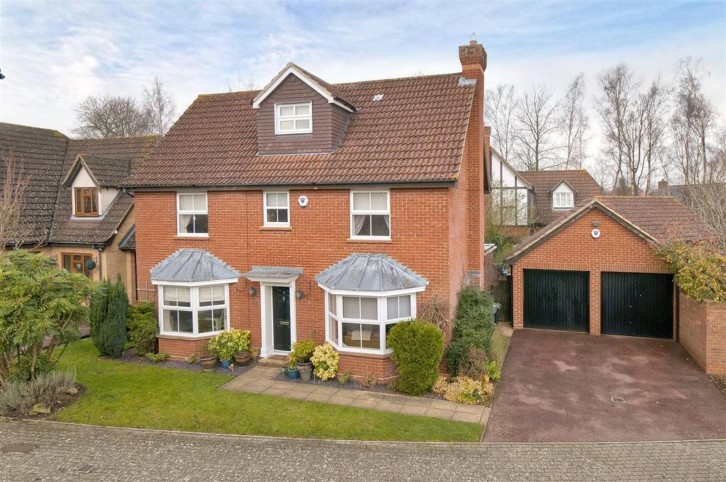 Lambourne Drive, Kings Hill, ME19 4FN 5 bed detached house £650,000
