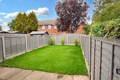 3 bedroom end of terrace house to rent, Cranmer Drive, Syston, Leicester