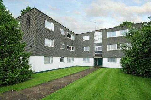 2 bedroom apartment to rent, Amberdene, Uxbridge Road, Stanmore