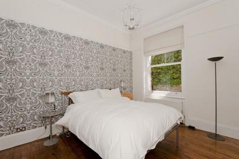 undefined, Sumatra Road, West Hampstead, NW6