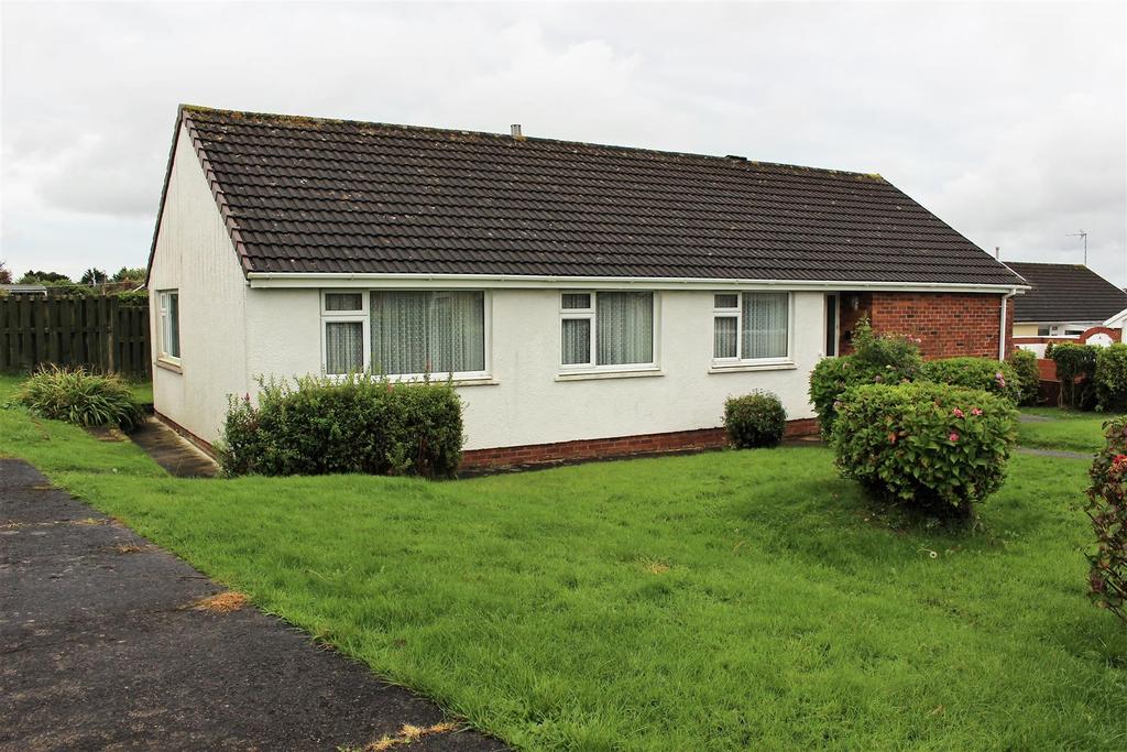 Haven Park Close, Haverfordwest 4 bed bungalow £165,000