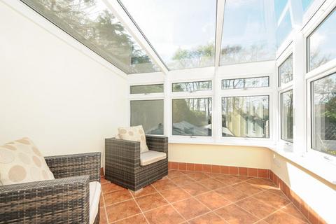 4 bedroom detached bungalow to rent, Virginia Water,  Surrey,  GU25