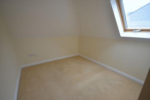 1 bedroom flat to rent, Holdenhurst Road, Bournemouth BH8