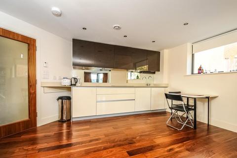 1 bedroom apartment to rent, Richmond,  Surrey,  TW9