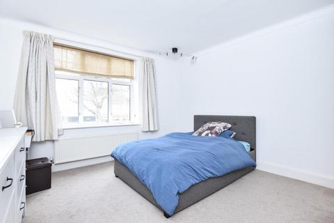 1 bedroom apartment to rent, Sheen Road,  Richmond,  TW9