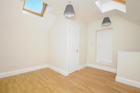 2 bedroom apartment to rent, The Quadrant,  Richmond,  TW9