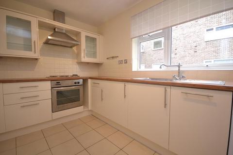 1 bedroom apartment to rent - Baron Court,  Reading,  RG30