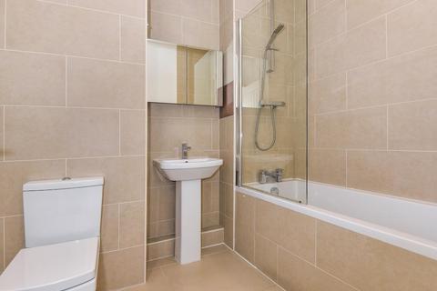 1 bedroom apartment to rent, Buckingham Gardens,  Slough,  SL1