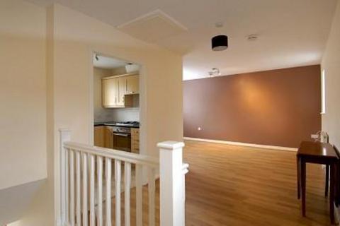 2 bedroom detached house to rent, Bluebell Way,  Oxfordshire,  OX18