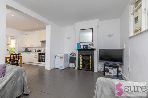 4 bedroom terraced house to rent, Southampton Street, Brighton