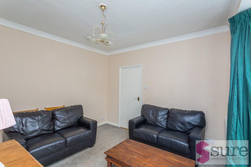 House in East Sussex, Brighton and Hove - View 3