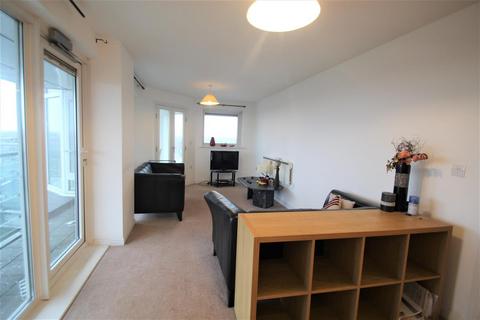 2 bedroom apartment for sale, Azalea House, Feltham