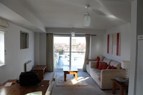 1 bedroom apartment to rent, Camellia House, Tilley Road,, Feltham