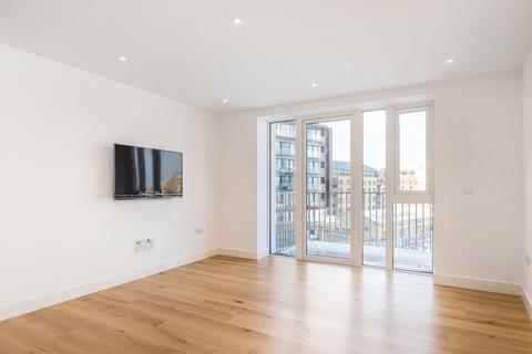 2 bedroom apartment to rent, Admiralty House, 150 Vaughan Way, E1W