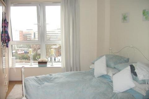 2 bedroom apartment to rent, Centrium,  Woking,  GU22
