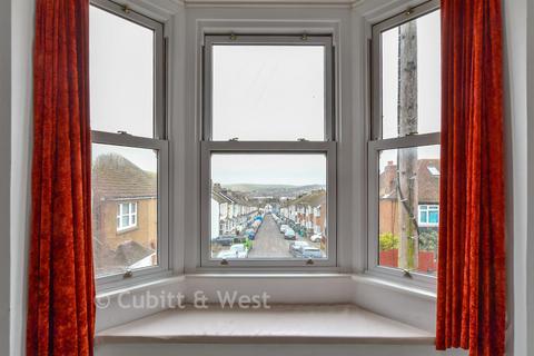 1 bedroom maisonette for sale, Murray Avenue, Newhaven BN9