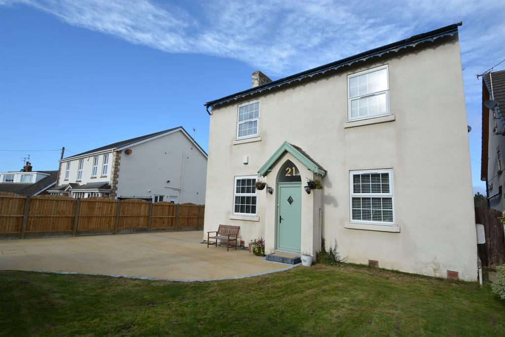 Stockydale Road, Marton Moss, Blackpool, FY4 5HP 4 bed detached house