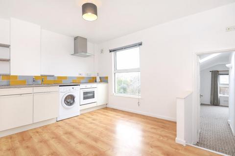 1 bedroom apartment to rent, Craven Road,  Newbury,  RG14