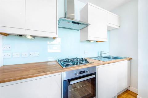 2 bedroom flat to rent, Arthur Road, Upper Holloway, London