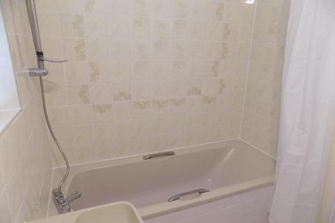 1 bedroom flat to rent, Belmont Road,  Reading,  RG30