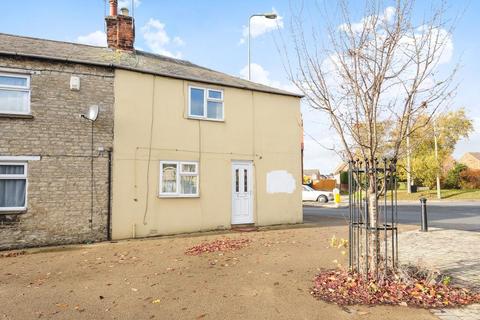 2 bedroom end of terrace house to rent, Town Centre,  Bicester,  OX26