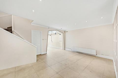 undefined, Woodfall Street, Chelsea, London