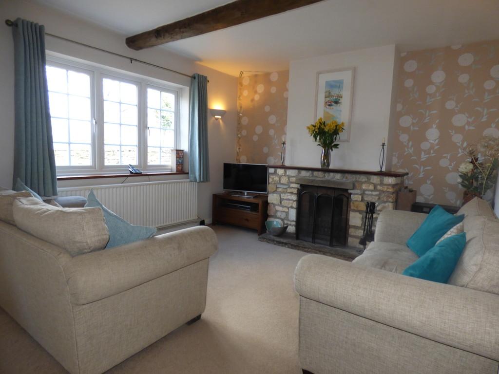 Mill Lane, Broom, Alcester 3 bed end of terrace house £285,000