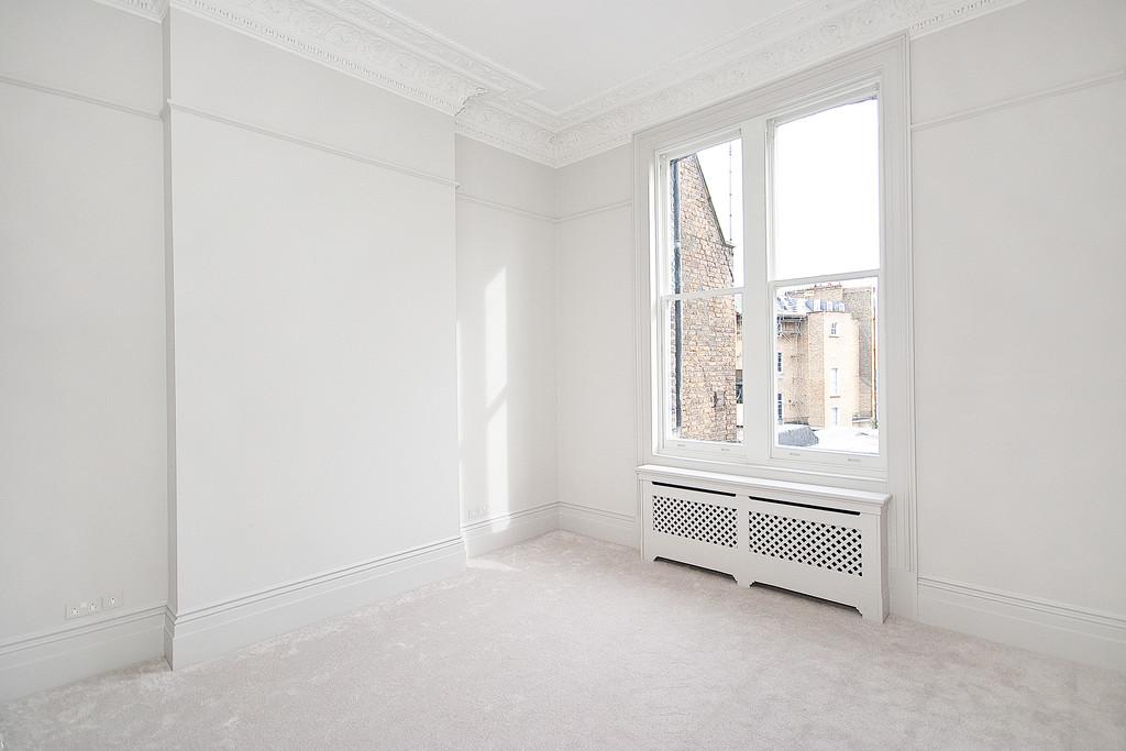 6.Bedroom - 2, 33 Ennismore Gardens