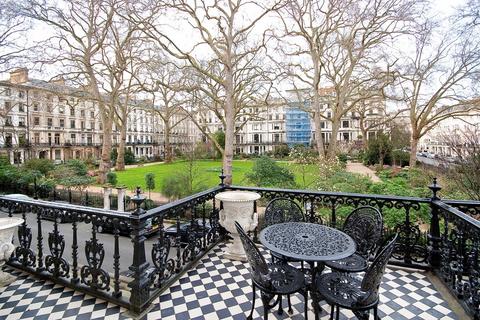 1 bedroom apartment to rent, Ennismore Gardens, Knightsbridge SW7