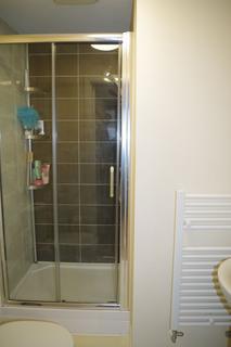 8 Admiral Way, Halifax, HX2 0SW