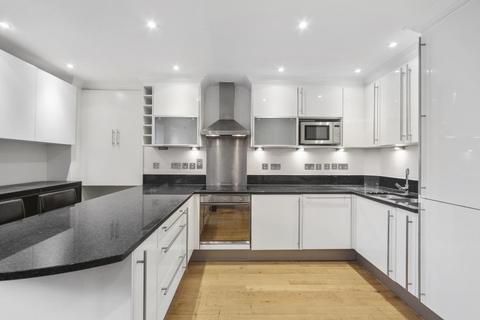 3 bedroom terraced house to rent, North End Road, Hampstead, NW3