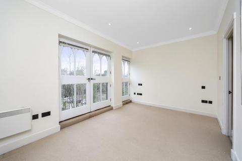 3 bedroom terraced house to rent, North End Road, Hampstead, NW3