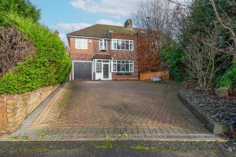 4 bedroom semi-detached house for sale, Hempstead Road, Watford, Hertfordshire, WD17