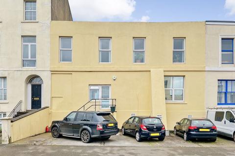 Property for sale, Warwick House, 59/60 Derby Square, Douglas