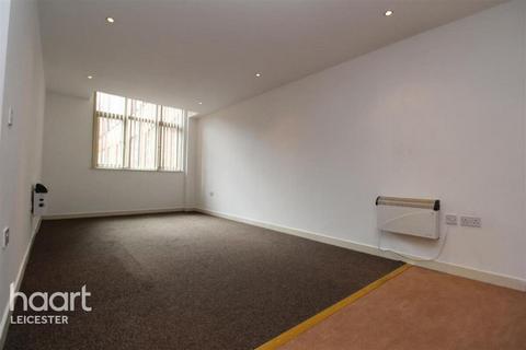 2 bedroom apartment to rent, Humberstone Road, Leicester