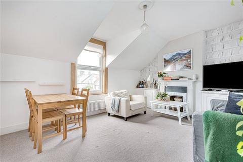 2 bedroom flat for sale, Taybridge Road, Battersea, London