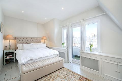 2 bedroom end of terrace house for sale, Hurlingham Road, London