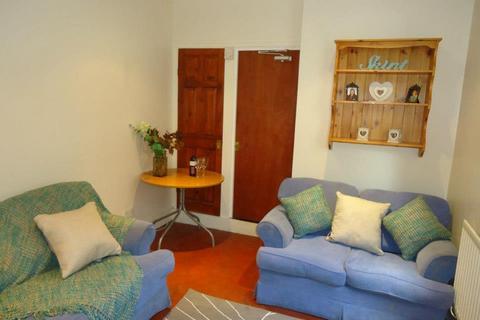 5 bedroom house to rent, Tewkesbury Street, Cathays, Cardiff