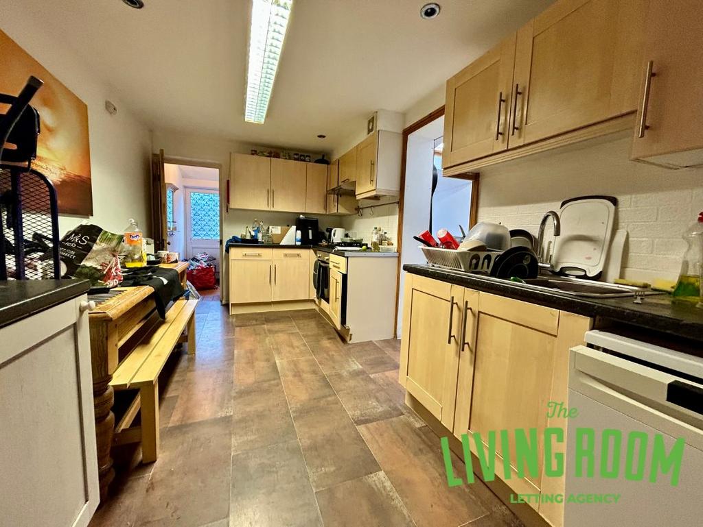 Kitchen 1