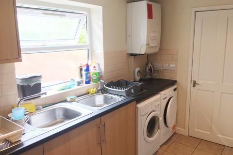 7 bedroom house to rent, Donald Street, Cathays, Cardiff