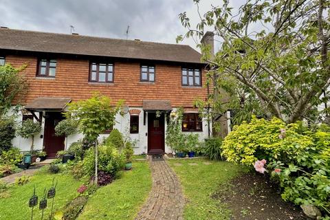 2 bedroom end of terrace house to rent, Cowfold