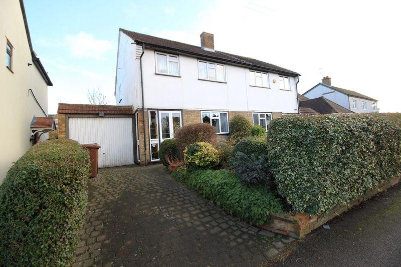 FOXON LANE, CATERHAM ON THE HILL 3 bed semidetached house £379,950