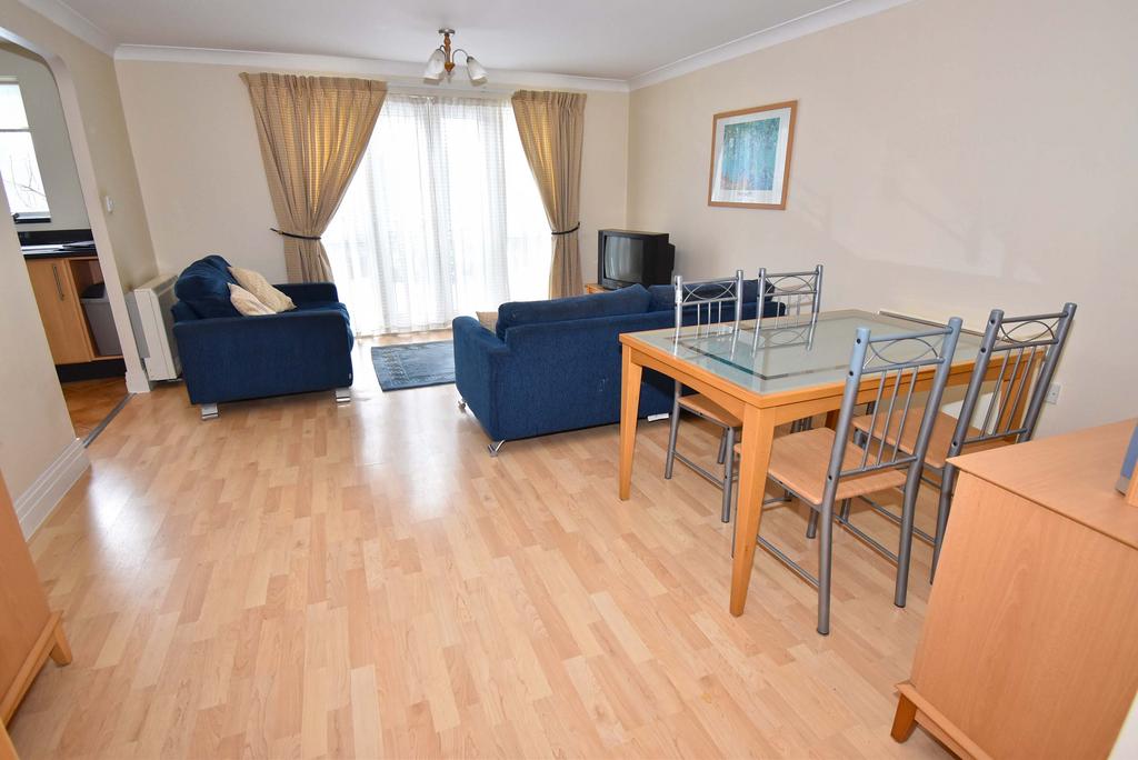 Sitting/Dining Room