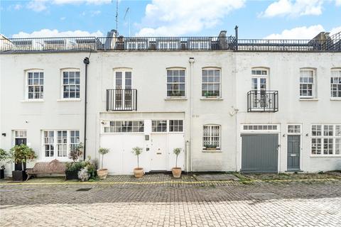 3 bedroom mews to rent, Princes Gate Mews, London, SW7