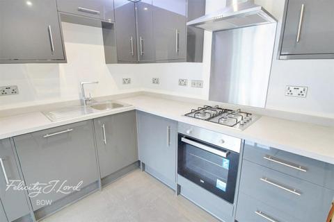 2 bedroom flat to rent, Alphabet Square, London